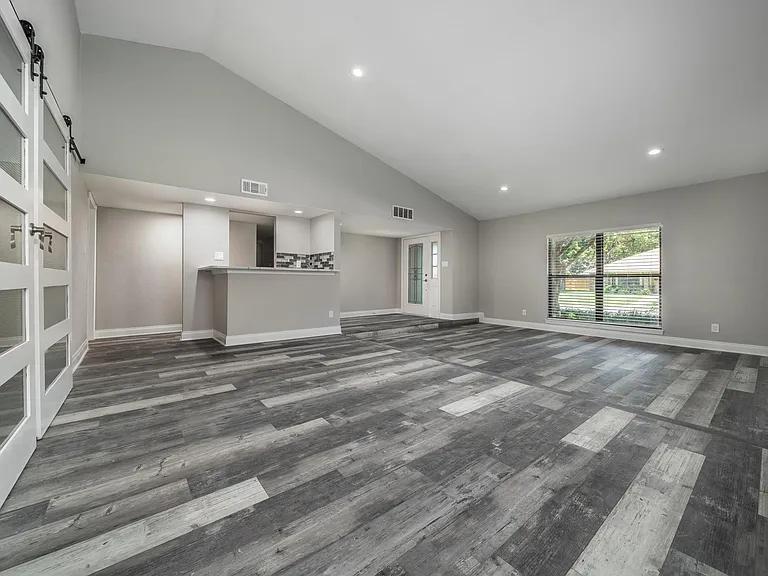 3505 Creststone Dr — Photo 11