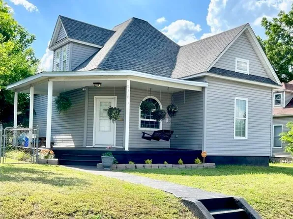 2118 S Wall Avenue, Joplin, MO 64804
