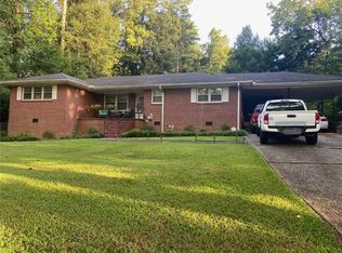 145 Cromwell Rd, Sandy Springs, GA 30328