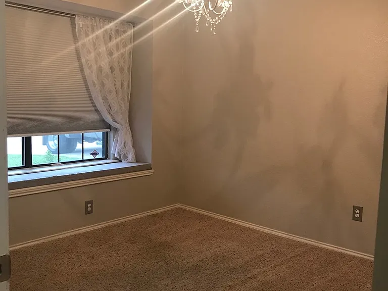 702 Long Hill Ct — Photo 20