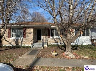 105 W Walnut St, Irvington, KY 40146