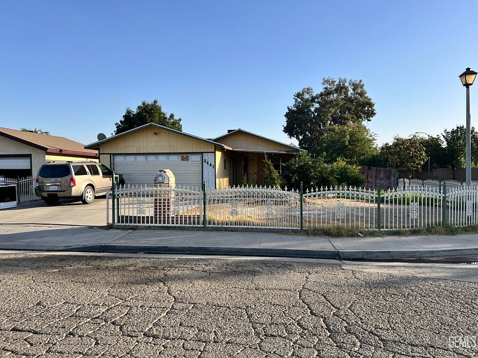 1st image of 2441 Krista St