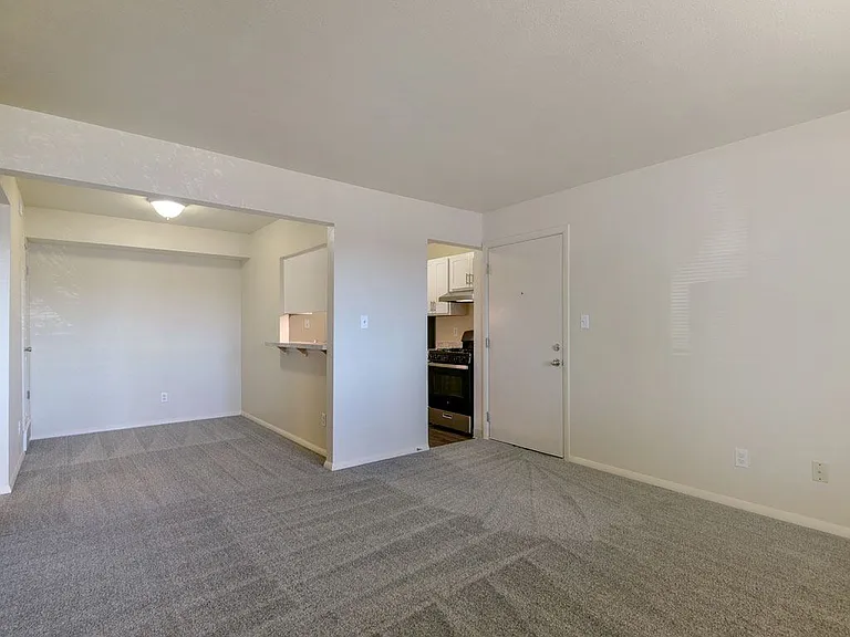 Old Monterey Apartments — Photo 17