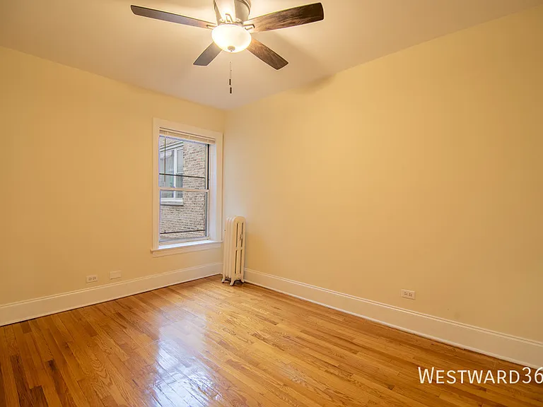 7648 N Greenview Ave #3 — Photo 4