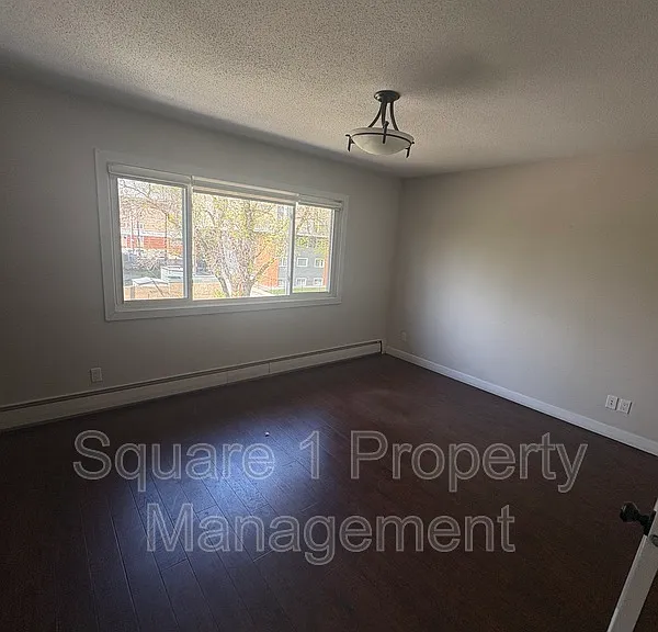10025 117th St NW #6 — Photo 5