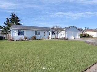 1150 Berilla Dr, Enumclaw, WA 98022