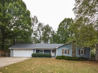 3255 Sims View Ct, Snellville, GA 30078
