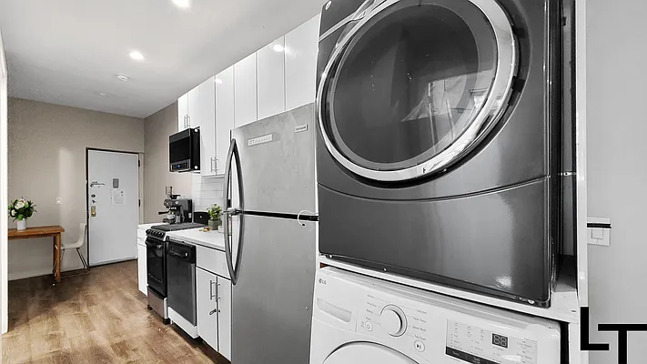 Rented by Expansion Central Development LLC | media 2