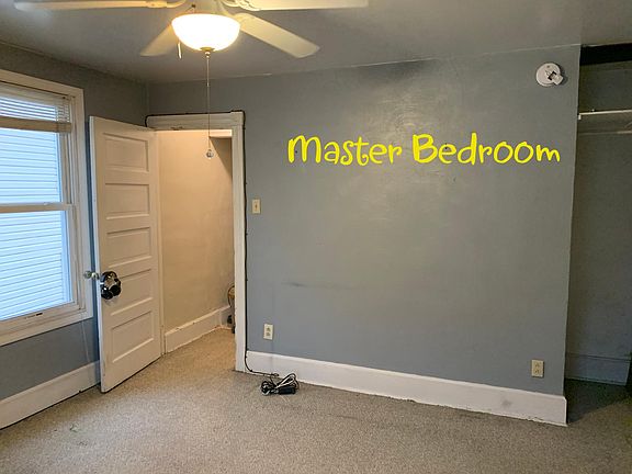 entrance to master
