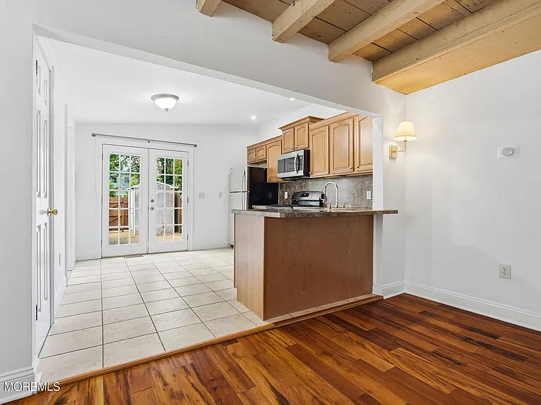 69 Linden Pl — Photo 14