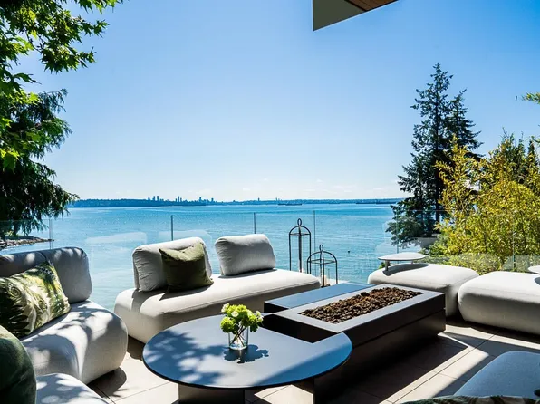 3478 Marine Dr, West Vancouver, BC V7V 1K4