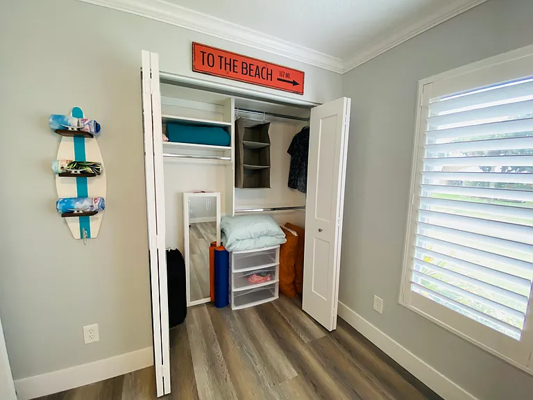 4439 Saxon Dr — Photo 16
