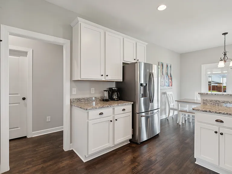 7989 Regiment Dr — Photo 10
