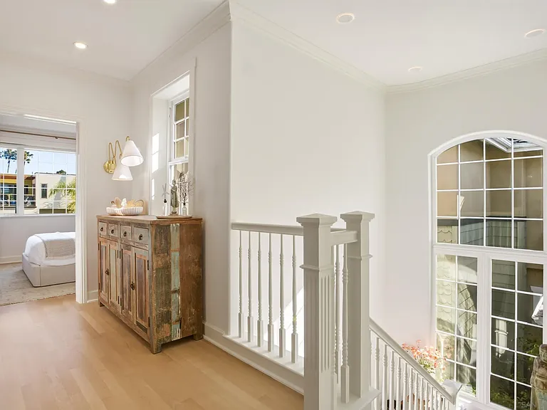 388 Bonair St — Photo 28