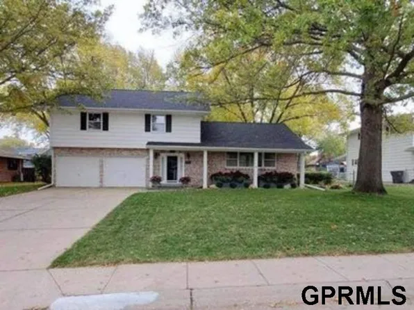 2312 High St, Beatrice, NE 68310