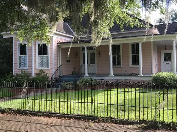 702 Pettus St, Selma, AL 36701