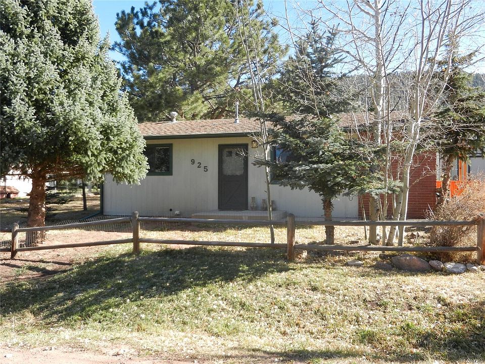 1st image of 925 Park Dr