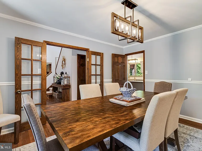 8150 Plowden Dr — Photo 31