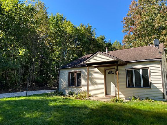 2nd image of 1556 Carter Dr