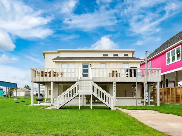 971 Mary Ann, Crystal Beach, TX 77650