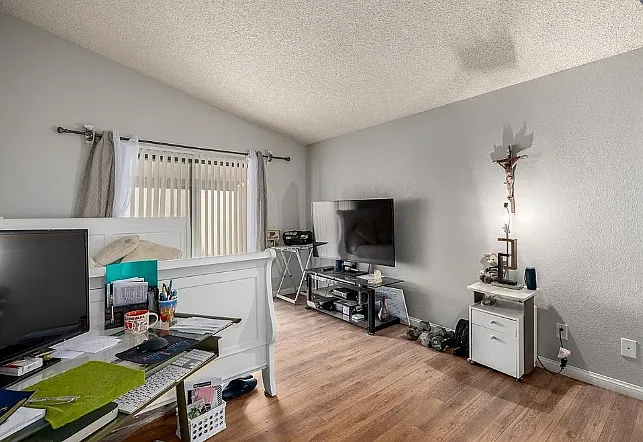 6433 Pearcrest Rd — Photo 12