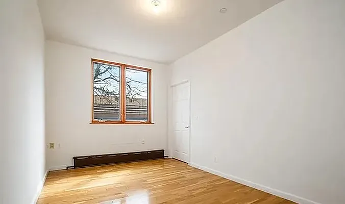 Rented by Green Leaf Management, LLC | media 17