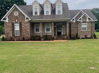 210 Vick St, Batesville, MS 38606