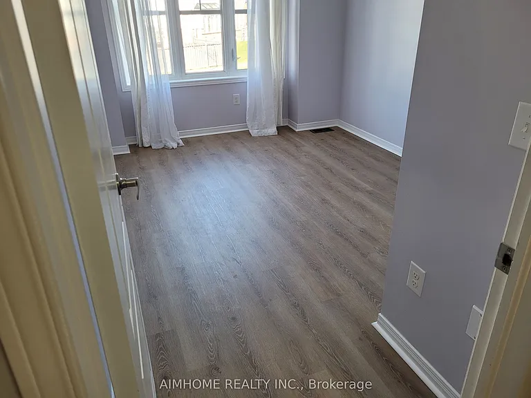 17 Southshore St — Photo 17