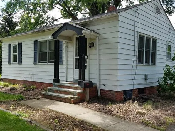 3860 Columbia Rd, North Olmsted, OH 44070