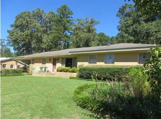 512 Forest Dr, Greenville, AL 36037