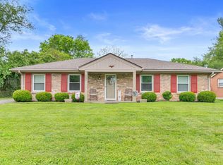 3531 Greentree Rd, Lexington, KY 40517