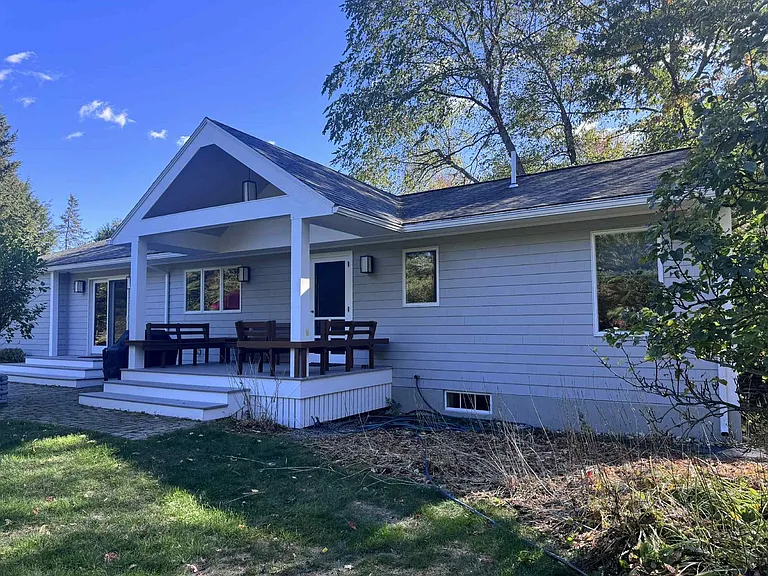 16 Richards Dr — Photo 9