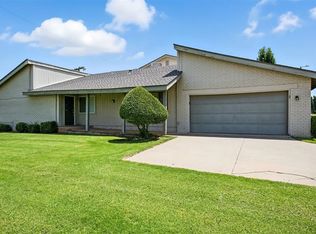 5832 Hefner Village Ct, Oklahoma City, OK 73162