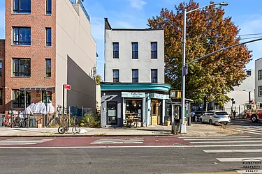 Rented by Signature Property Realty