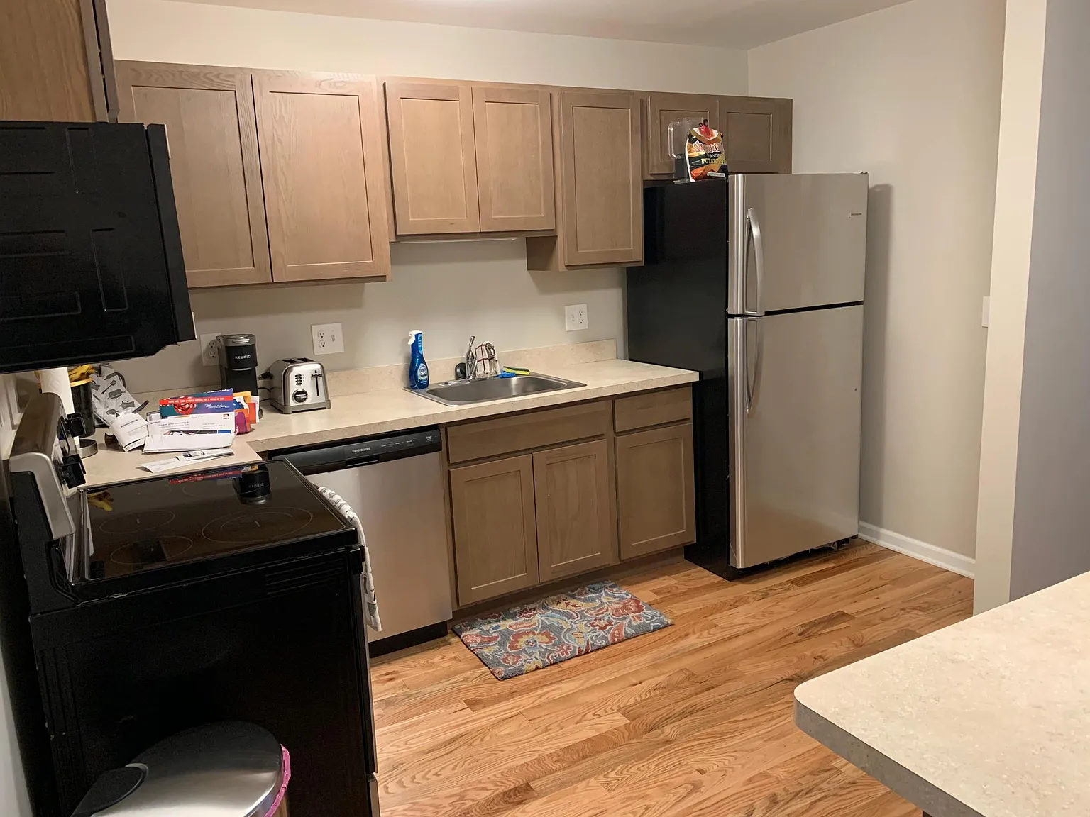 2 bed, 960 sqft, $1,175 — Photo 2