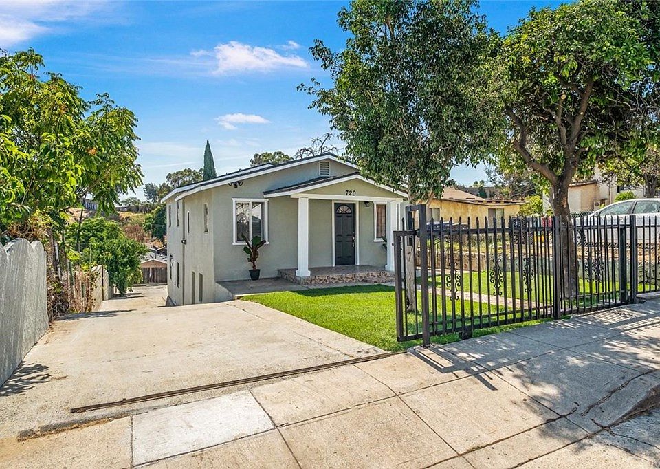 1st image of 720 S Grande Vista Ave