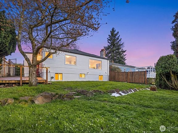 2nd image of 6023 35th Avenue SW