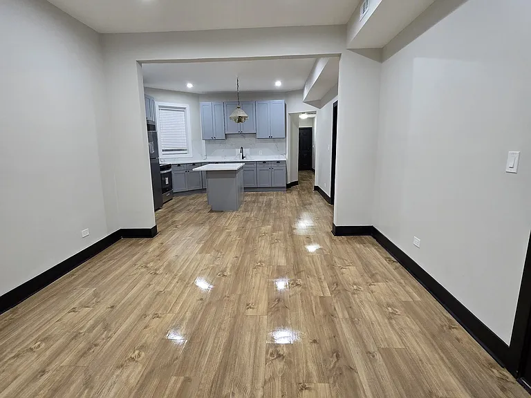 732 N Christiana Ave #1 — Photo 4