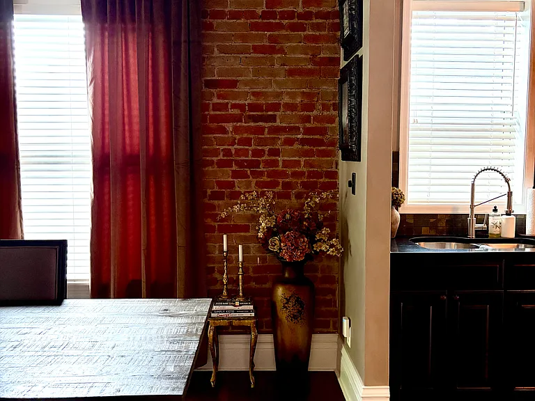 1744 N Lafayette St — Photo 11