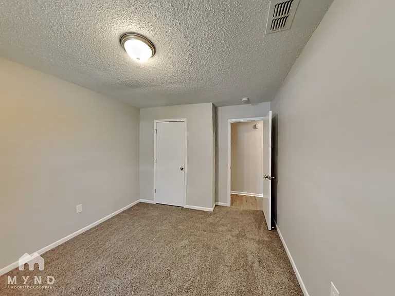 132 E Poinsettia St — Photo 12