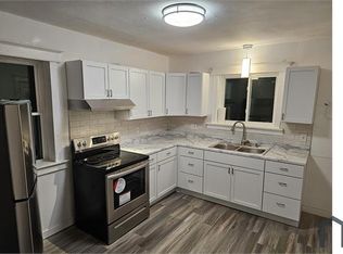 5070 Queens Ave, Saint Louis, MO 63115