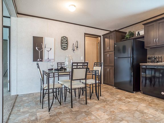 4th image of 46632 Dunnellon Dr E