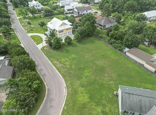 Breeden Pl, Bay Saint Louis, MS 39520