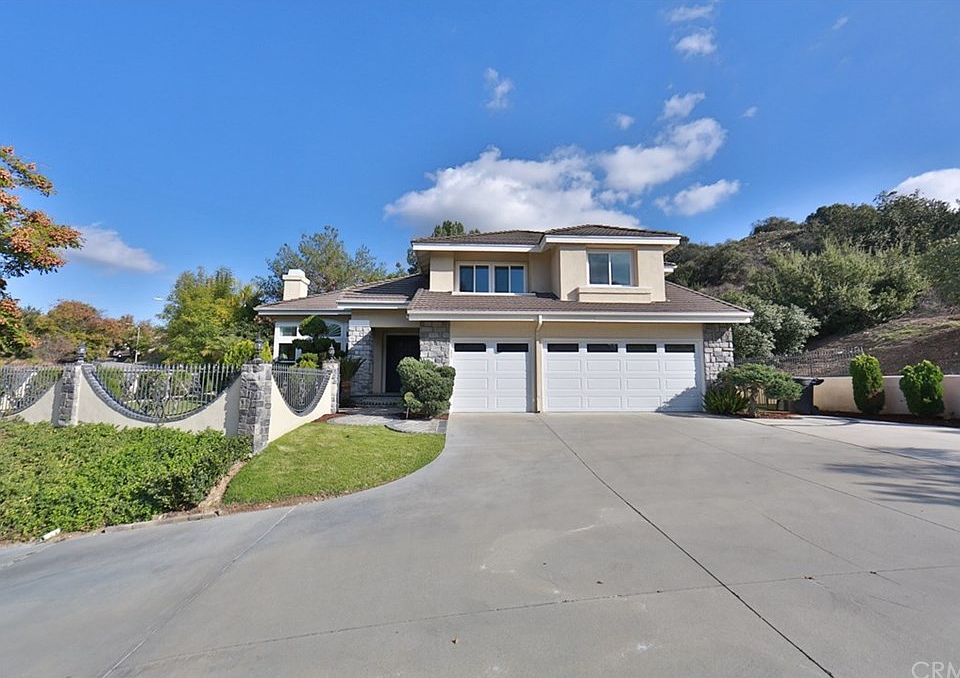 1st image of 936 Las Rosas Dr