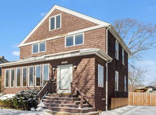 1829 Grant St, Evanston, IL