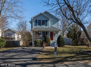 8320 2nd Ave, Vienna, VA 22182