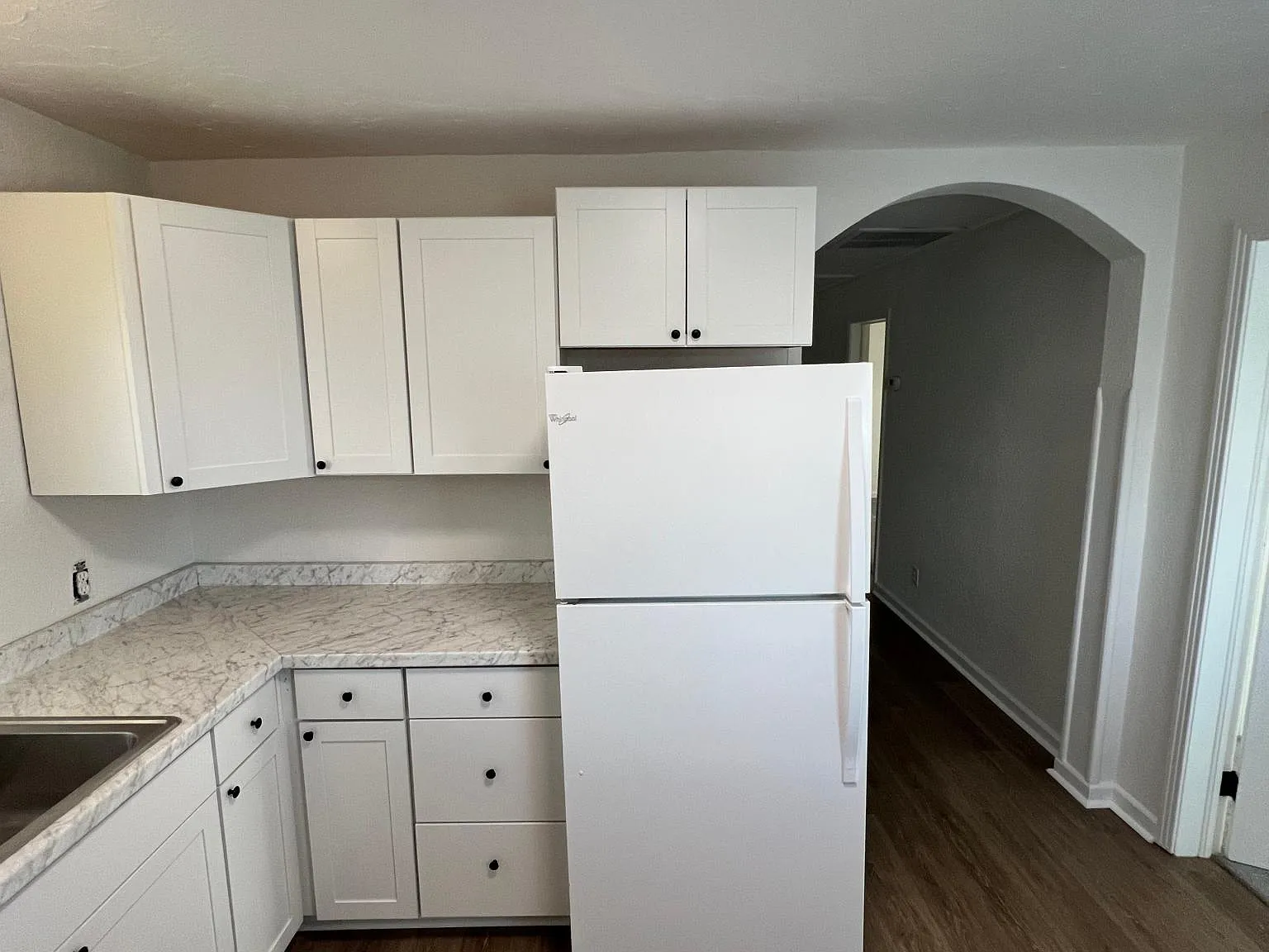 2 bed, $1,695 — Photo 3