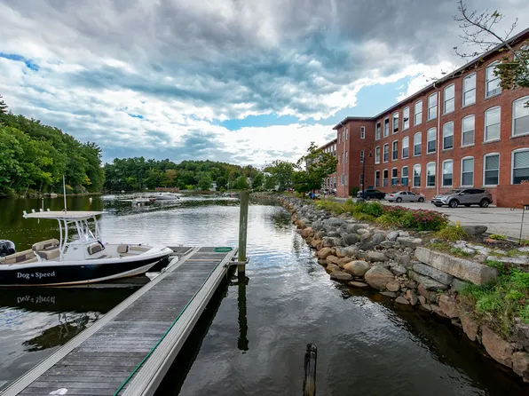 125 Main St #U55, Newmarket, NH 03857