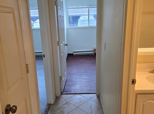152 Quarry Hill Rd APT 44, South Burlington, VT 05403