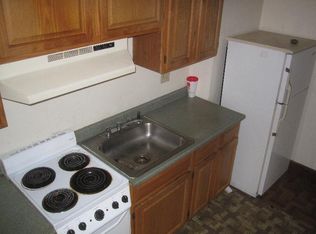 14 Pelham St APT 4, Worcester, MA 01609